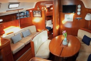 Sejlbådsoplevelse ved solnedgang på Douro i Porto