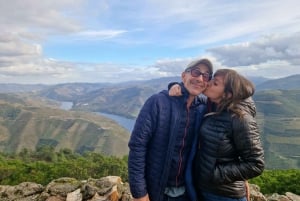 DOURO-TAL: Premium-Weintour, Mittagessen in einem Weingut und private Bootstour