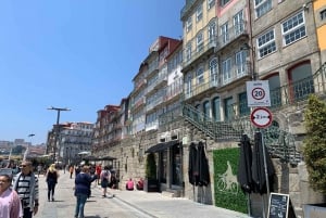 ポルトとガイア：ドウロの2つの川辺を歩くツアー