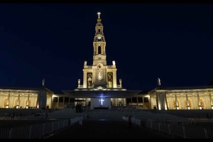 Однодневная поездка в Фатиму и Порту с местным экскурсоводом (небольшая группа)