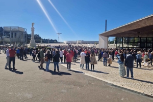 Dagtrip naar het heiligdom van Fatima en het dorp Pastorinhos vanuit Porto