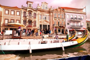 Von Lissabon aus: Privater Transfer nach Porto mit Aveiro Tour