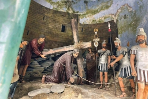 ポルト発：ブラガとギマランイス日帰りツアー（昼食付