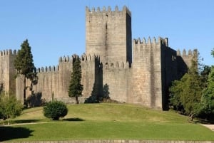 Portosta: Braga ja Guimarães päiväretki lounaalla