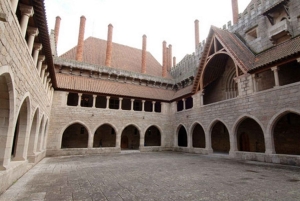 From Porto: Braga and Guimarães Day Trip with Lunch