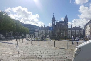 From Porto: Braga and Guimarães Day Trip with Lunch