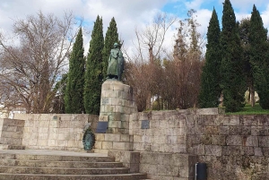 From Porto: Braga and Guimarães Day Trip with Lunch