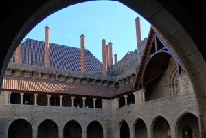 From Porto: Braga and Guimarães Day Trip with Lunch