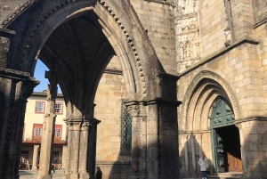 Depuis Porto : visite d'une jounée de Braga et Guimarães avec déjeuner