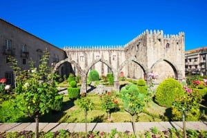 From Porto: Braga & Guimarães Day Trip with Lunch