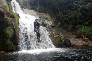 Do Porto: Canyoning - Excursão de Aventura