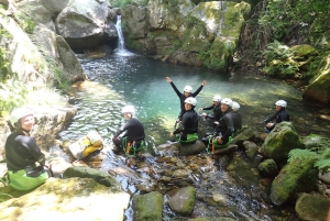 Do Porto: Canyoning - Excursão de Aventura