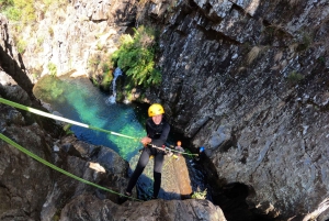 Depuis Porto : expérience de canyoning dans le géoparc d'Arouca