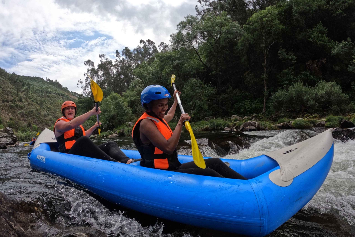 Au départ de Porto : plongez dans le canoë-rafting sur les eaux sauvages de la Paiva