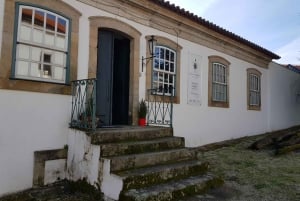 Von Porto aus: Douro Valley 3 Vineyards Tour mit Mittagessen