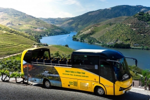 Do Porto: Excursão de 1 dia ao Vale do Douro e Vinhos com almoço