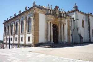 Von Porto aus: Tagestour nach Coimbra & Aveiro mit Bootsfahrt