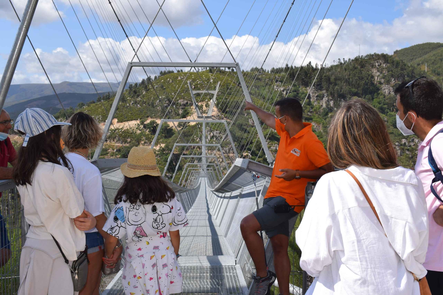 Depuis Porto : visite guidée du pont suspendu d'Arouca (516) et des passerelles de Paiva