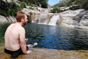 Von Porto: Wanderung & Schwimmen im Nationalpark Gerês