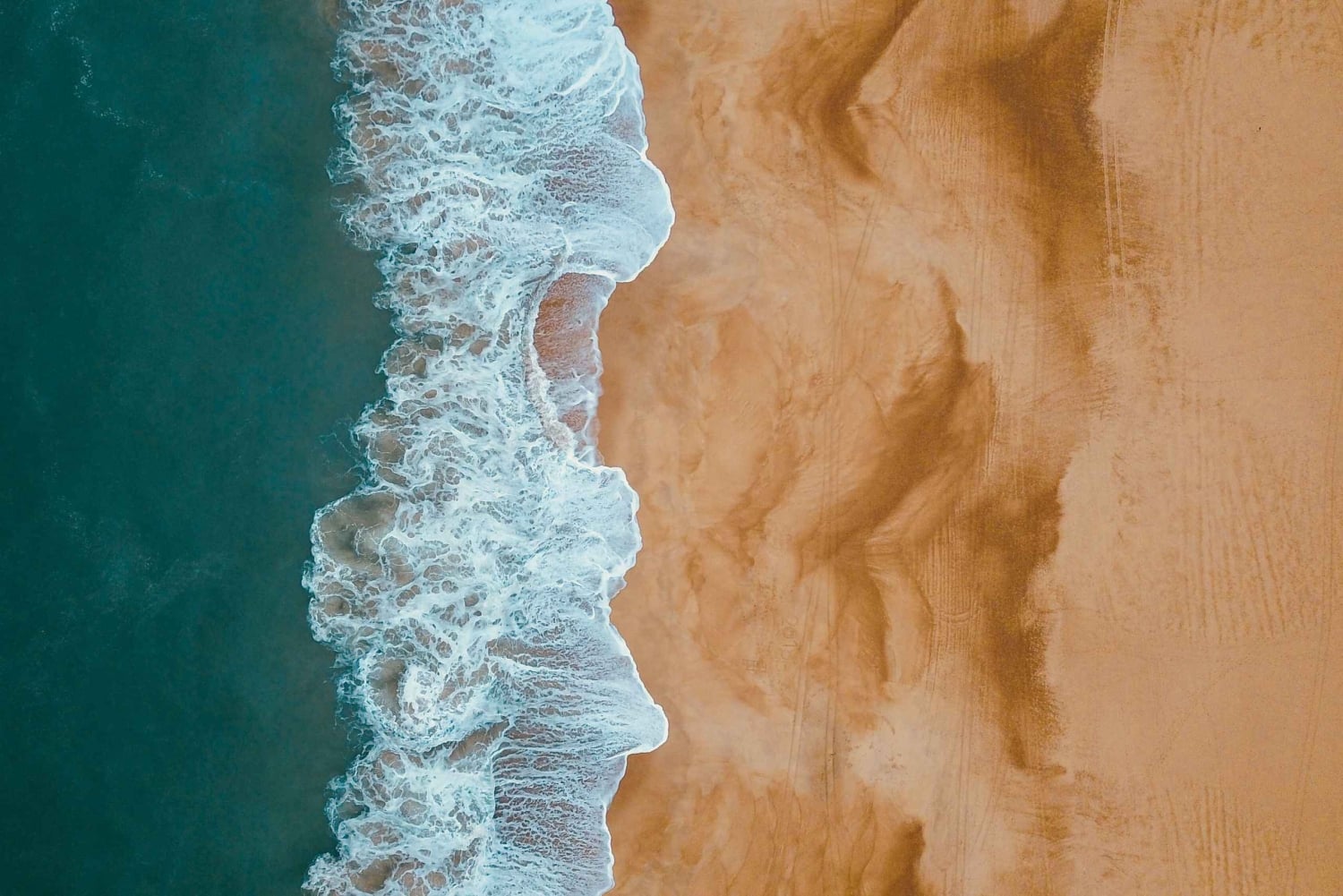 Depuis Porto : Transfert privé vers Lisbonne avec arrêt à Nazaré