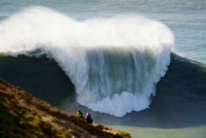 From Porto: Private Transfer to Lisbon with Stop at Nazaré