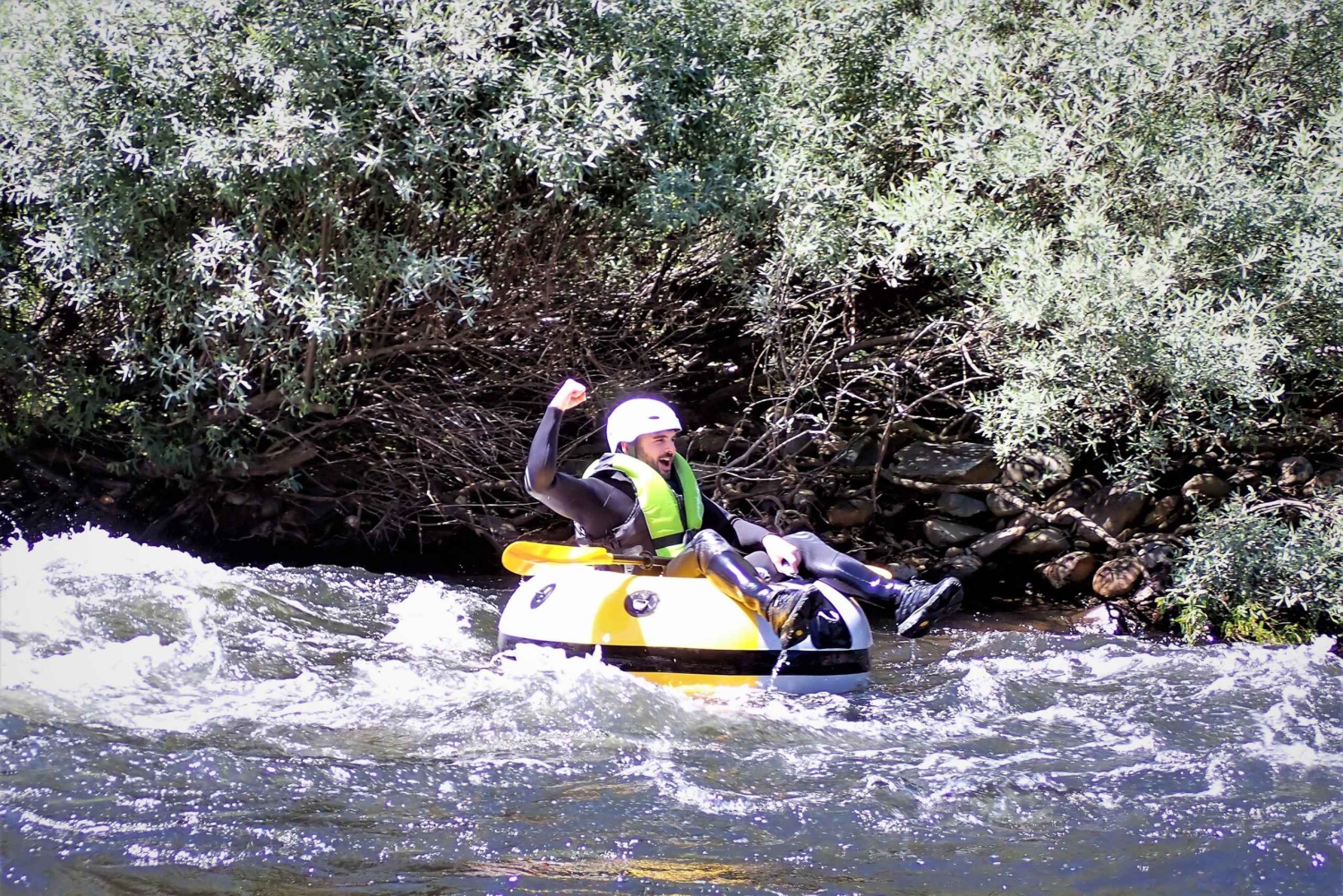 Vanuit Porto: Rivier Tubing Avontuur met Authentieke Lunch