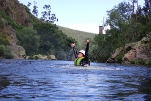 Do Porto: Aventura de tubulação no rio com almoço autêntico