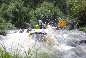 Vanuit Porto: Rivier Tubing Avontuur met Authentieke Lunch