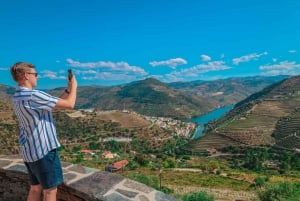 From Porto: Small Group Douro Valley Tour with Wine & Cruise
