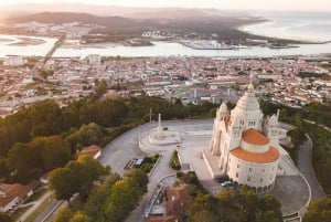 From Porto: Viana Castelo and Ponte Lima Private Tour