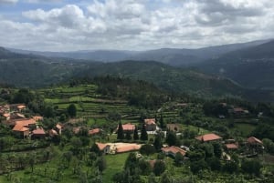 Gerês Nationaal Park Watervallen en wolvendorp in 4x4