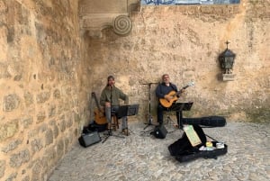 Lisbon: Porto Private transfer visiting Nazare and Obidos