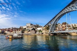 Lissabon: Privater Transfer nach Nazaré und Óbidos