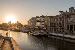 Lissabon: Privat overførsel til Porto med Aveiro & Fatima Tour