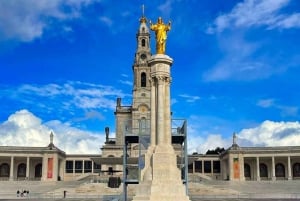 Lisbonne : Transfert privé vers Porto avec arrêts dans 3 villes