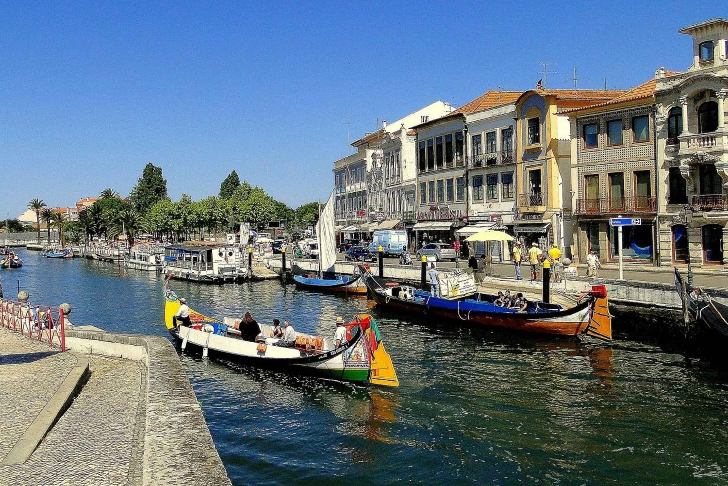 Lisbon to Porto Escapade: Aveiro and Coimbra Delights