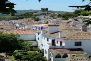 Da Lisbona a Porto con fermate a Óbidos e Nazaré