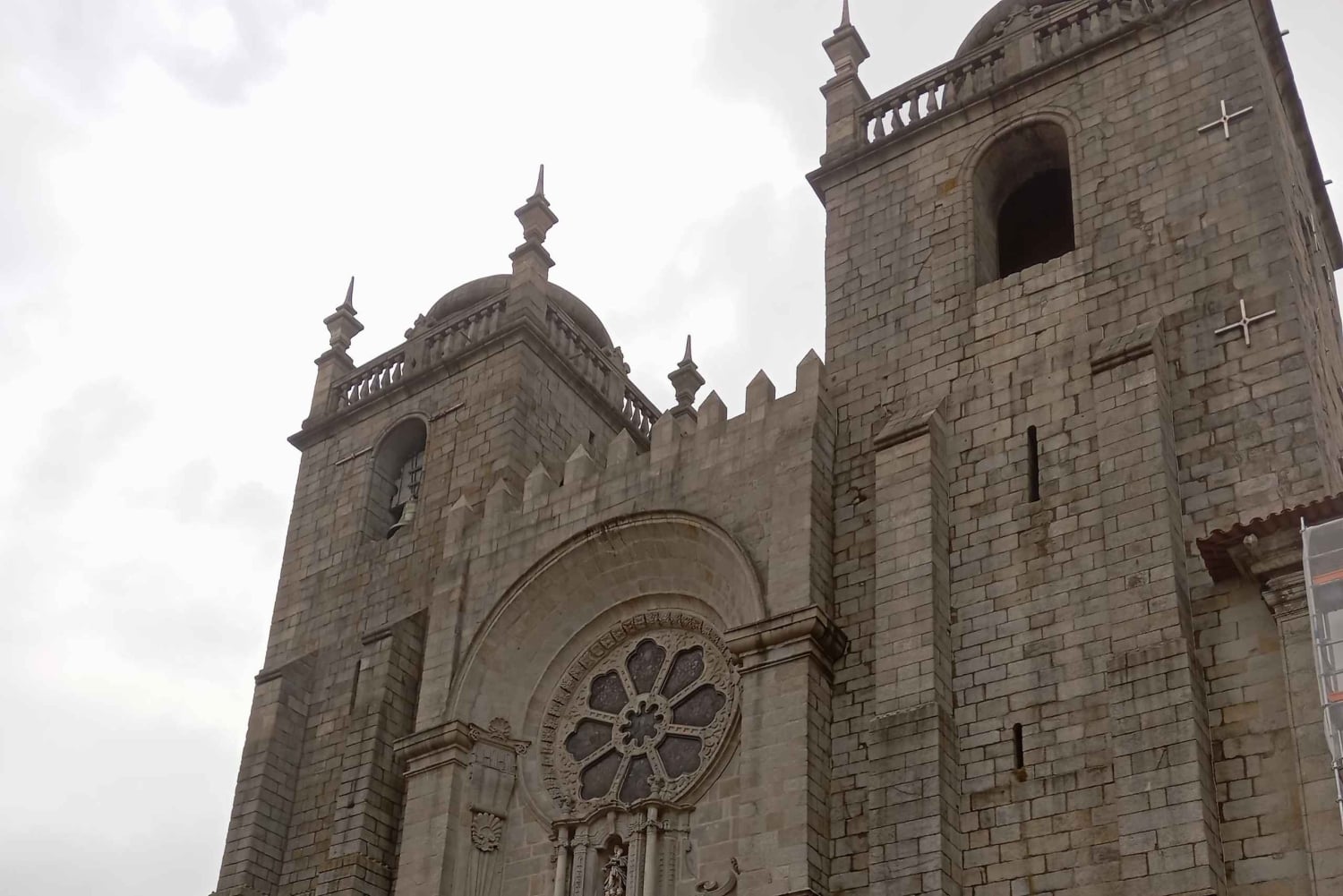 Oporto monumental e histórico con el Palacio de la Bolsa