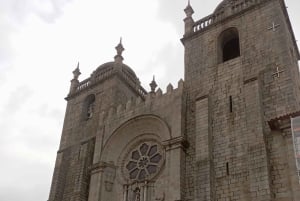 Oporto monumental e histórico con el Palacio de la Bolsa