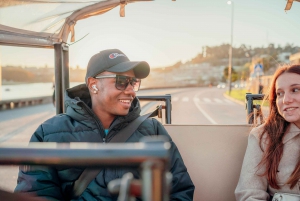 Porto: 2-stündige geteilte Tuk-Tuk Tour