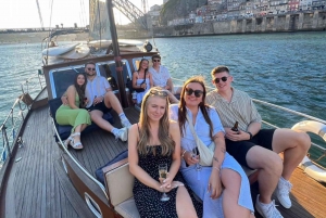 Porto: Klassische Bootsfahrt auf dem Douro