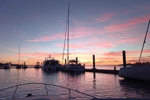 Privéboottocht 6 bruggen 1u30, tot 6 personen Zonsondergangoptie