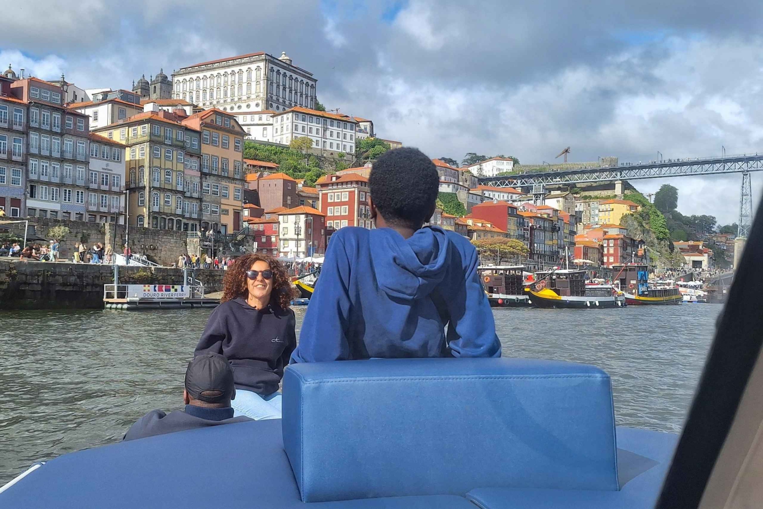Porto: crociera al tramonto sotto i 6 ponti con vino Porto