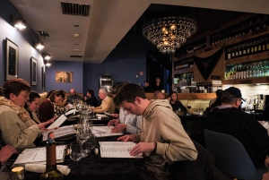 Porto: All-Inclusive Fado Dinner Show and Night Tour