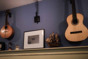 Porto: All-Inclusive Fado Dinner Show and Night Tour