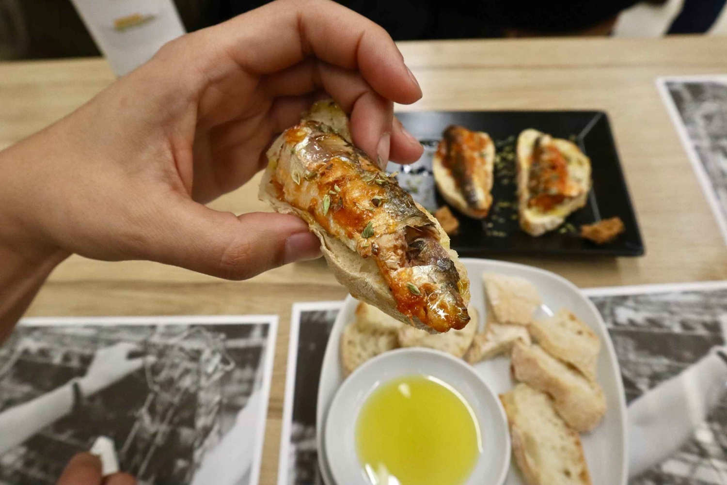 ポルト：本格的なポルトガル料理グルメツアー（地元の味を5種類以上お試しいただけます）