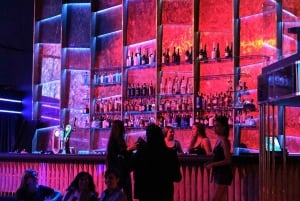 Porto: offerta di addio al celibato con un bicchiere di champagne o una bevanda