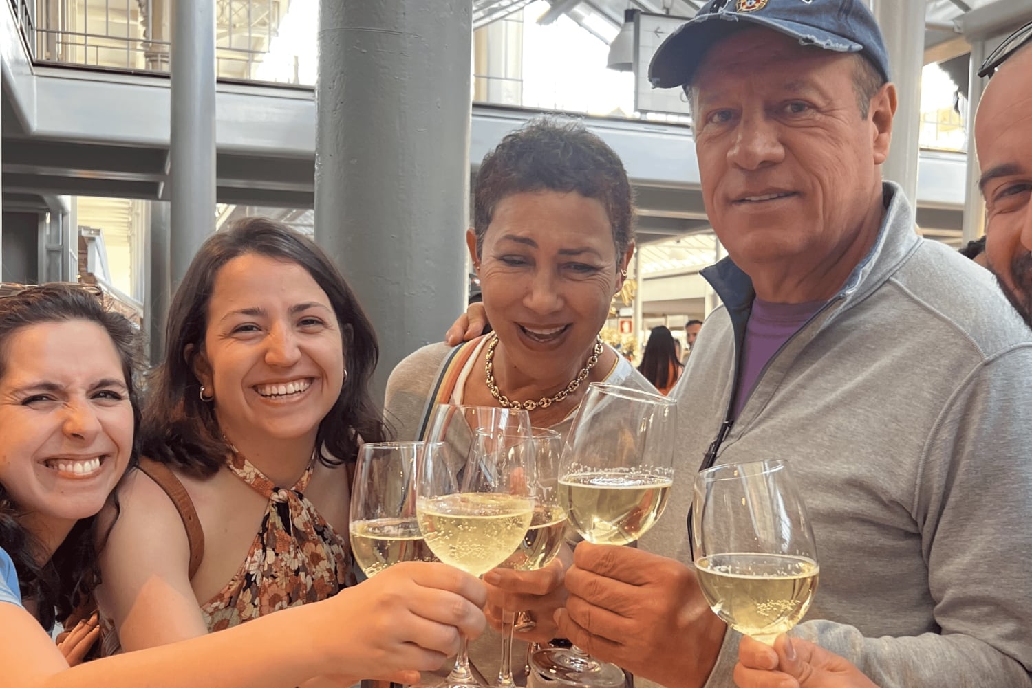 Porto: Bolhãon markkinoiden opastettu ruokakierros