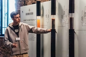 Порту: круиз «Мосты» с возможностью посещения винного погреба или заката