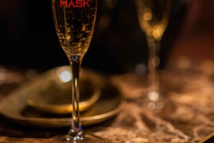 Porto: Spettacoli di cabaret e pali, offri un bicchiere di Champagne